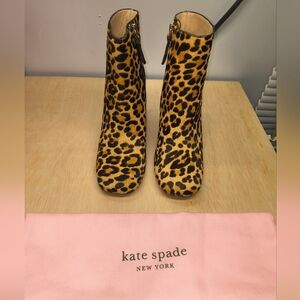 Kate Spade “RUDY” Leopard skin leather bootie Size 6